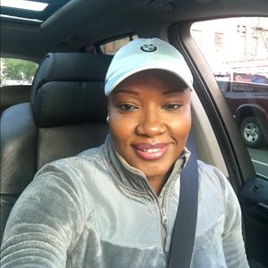 Meet your Posher, Garline